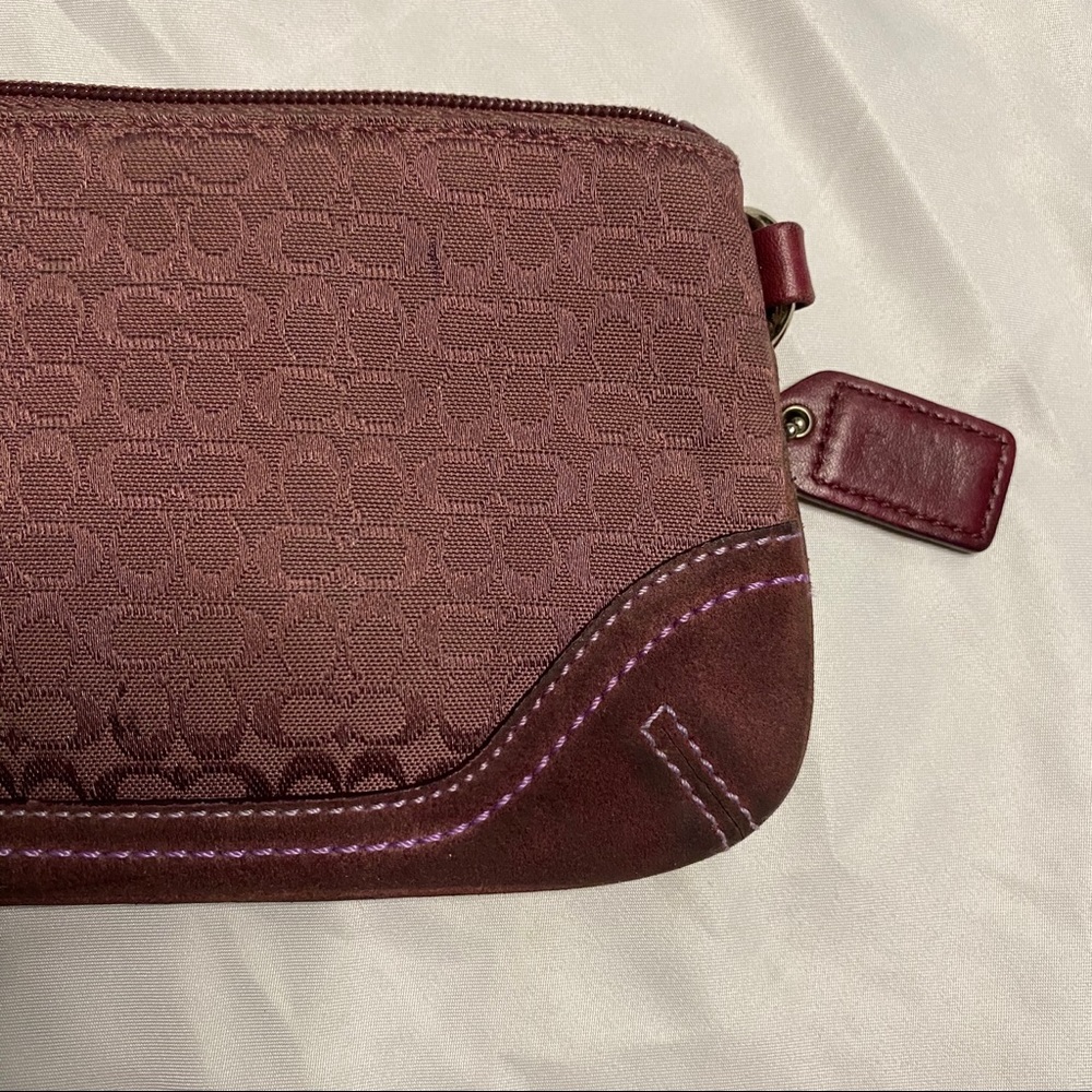 Coach Wristlet Rose/Lilac Color - Picture 5 of 8